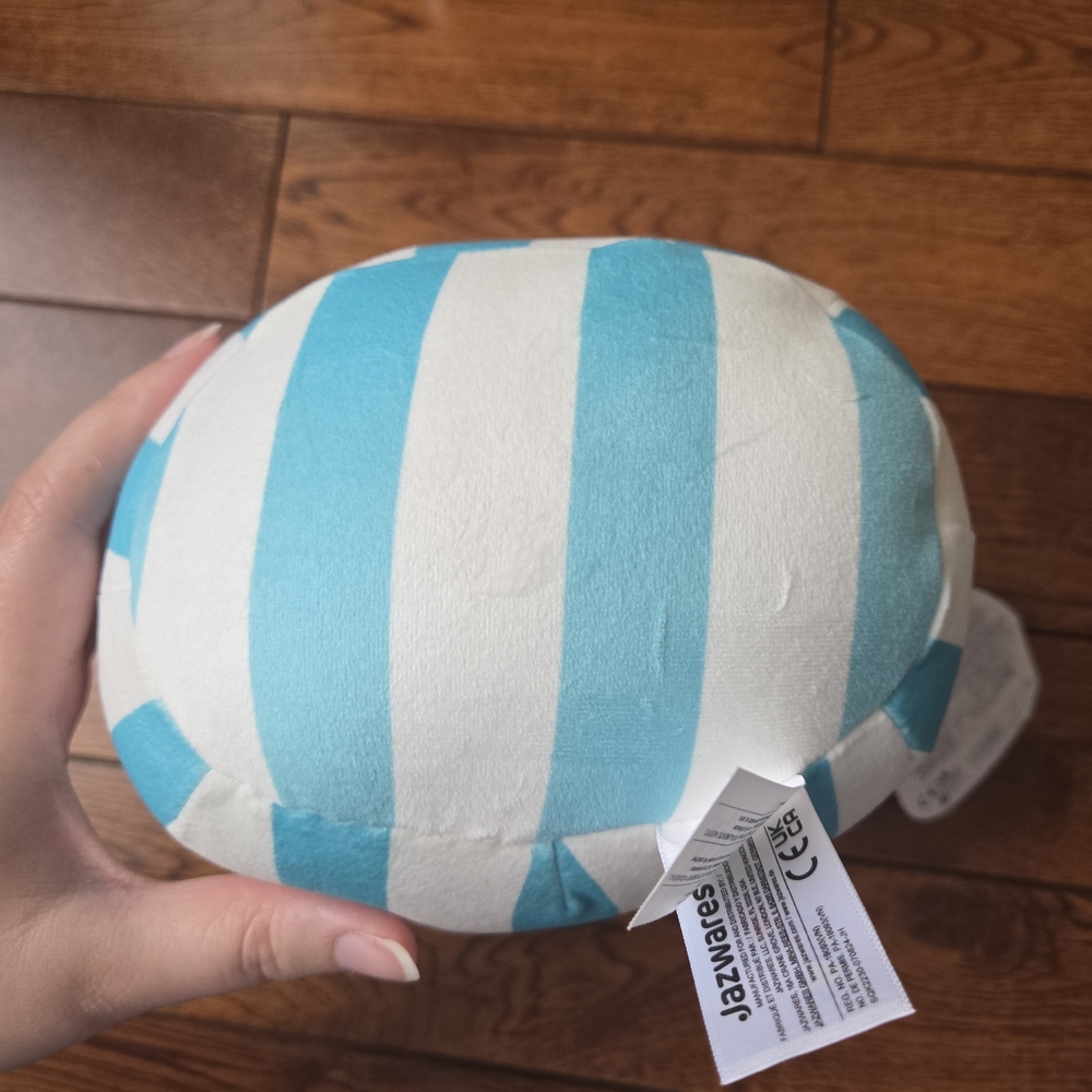Squishmallows x Sanrio: Hello Kitty with Burger - 8" Plush - Picture 6 of 16